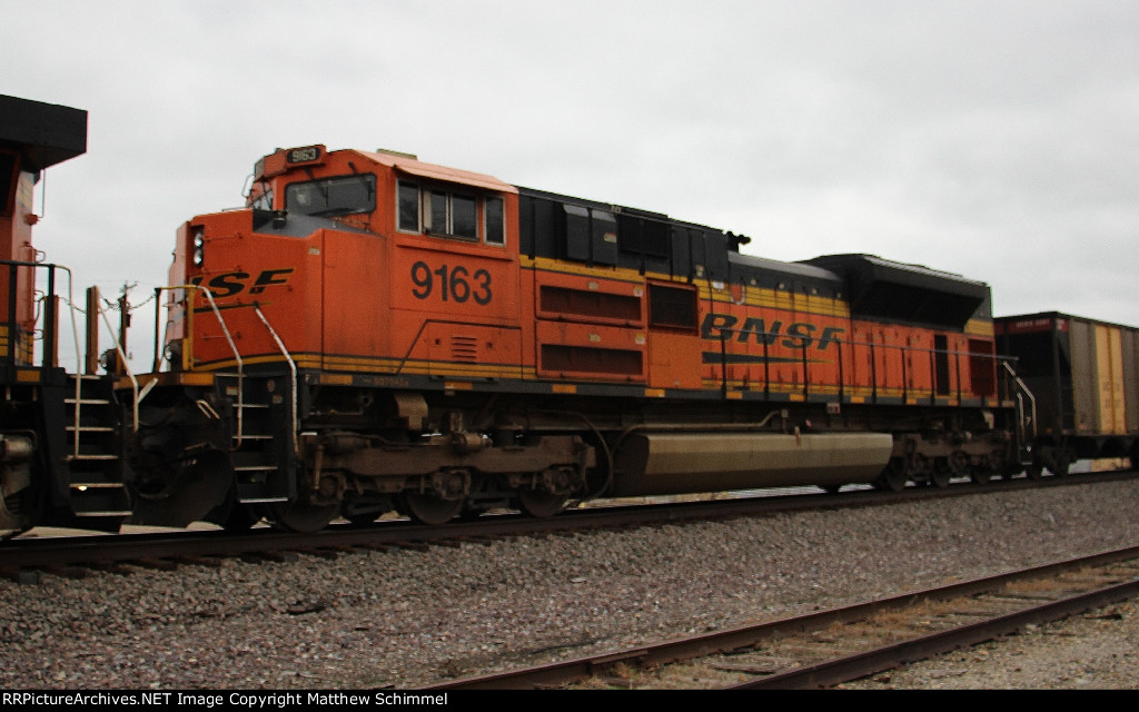 BNSF 9163